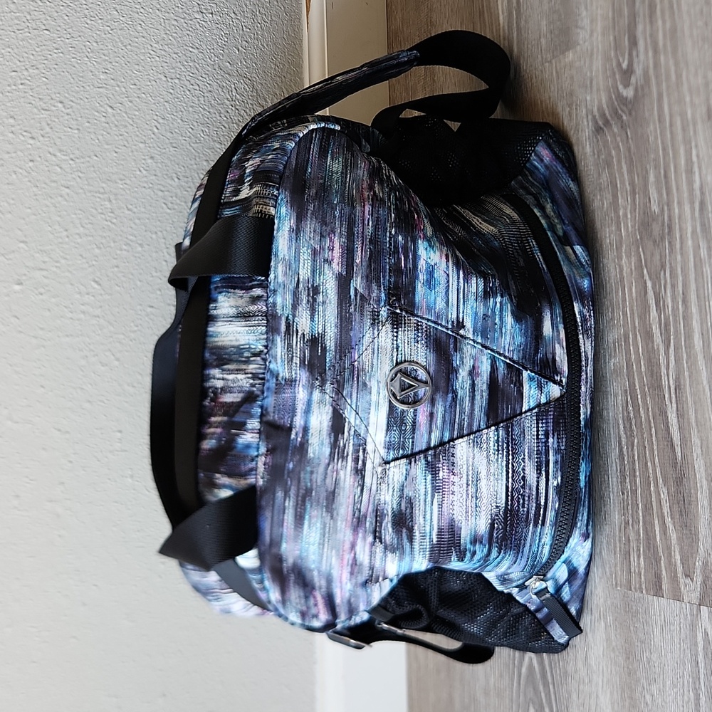 Ivivva by Lululemon Endless Play Printed Crossbody Duffle Bag Adjustable Strap